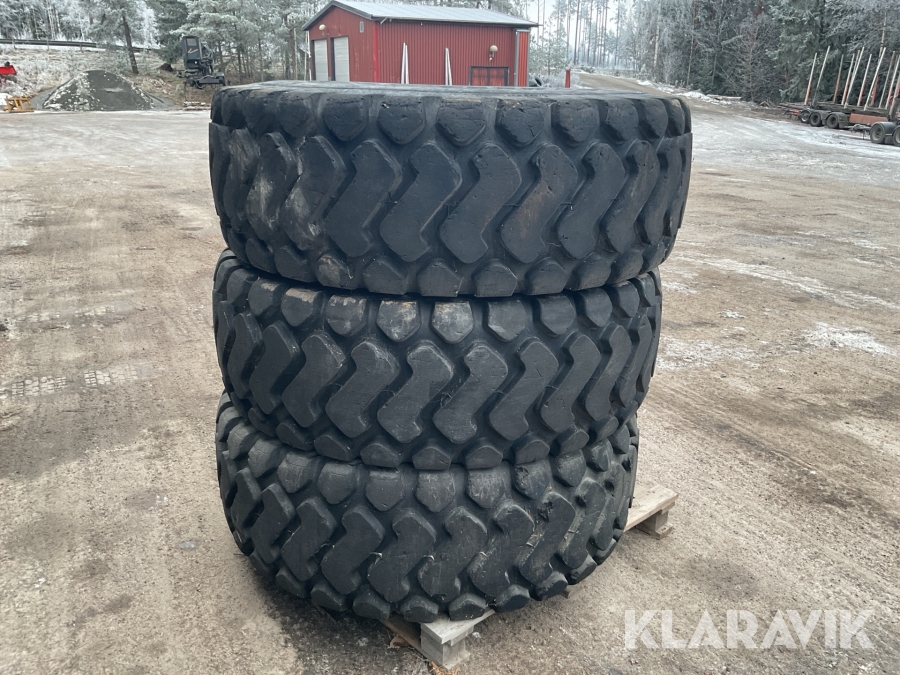 Entreprenaddäck  regumerade Michelin stomme 20.5R25 3st