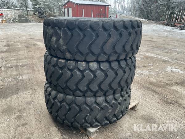 Entreprenaddäck  regumerade Michelin stomme 20.5R25 3st