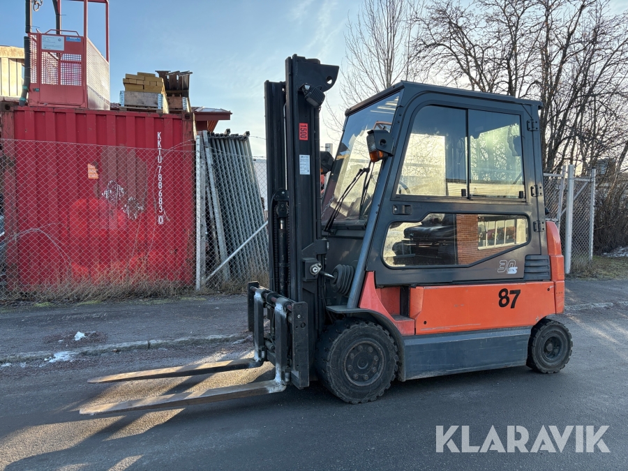 Truck Toyota 7FBMF30