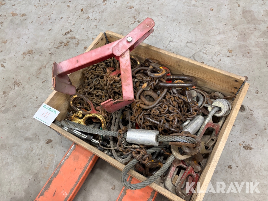 Diverse kedjor och kättingar