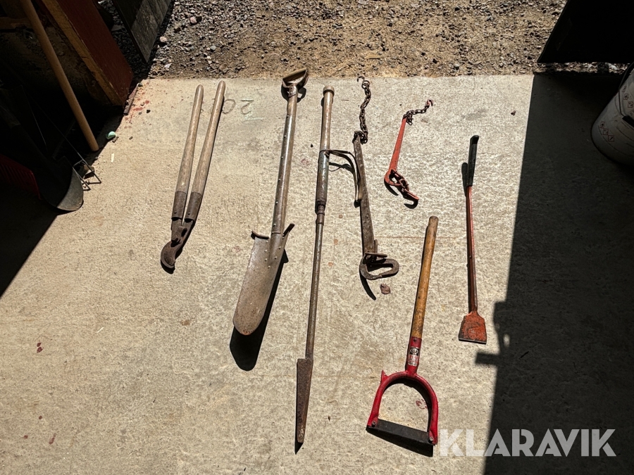 Diverse trädgårdsredskap