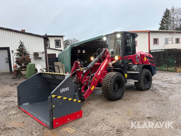 Hjullastare Yanmar V120 steg 5 med flera redskap