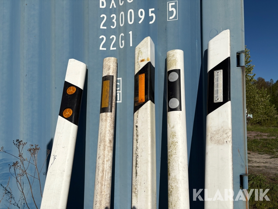 Vägstolpar 65 stycken