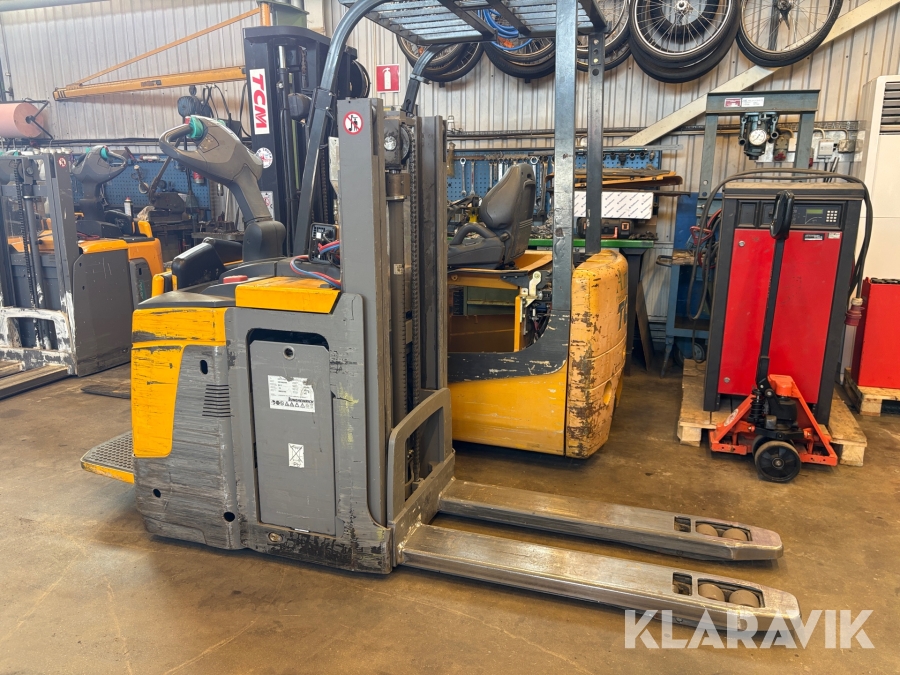 Truck Ledstaplare Jungheinrich ERD 220 KP