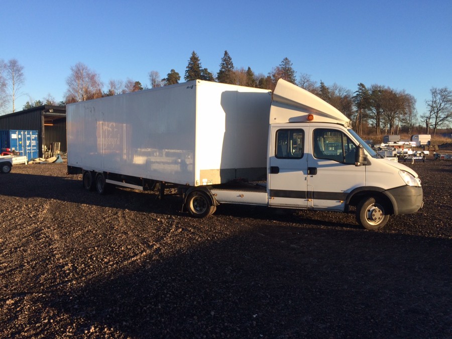 Dragbil m Trailer & Dubbelhytt