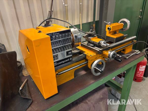 Svarv Emco Compact 8 med arbetsbänk