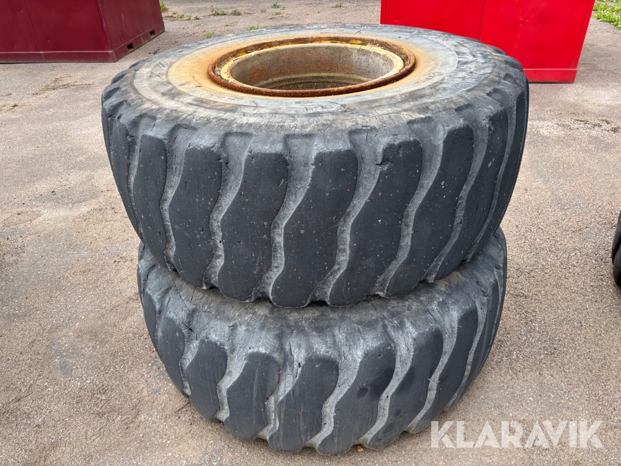Däck med fälg till lastmaskin Bridgestone 23.5R25 2 st