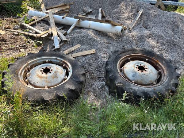 Traktordäck Firestone 11-28 12.4-2