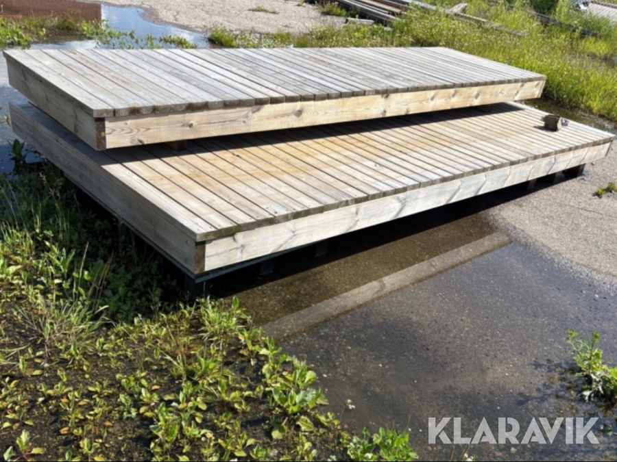 Brygga med landgång