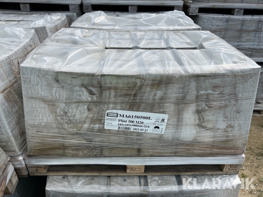 Betongplint Benders 500mm M20 30 pallar a 24 st med stolpskor