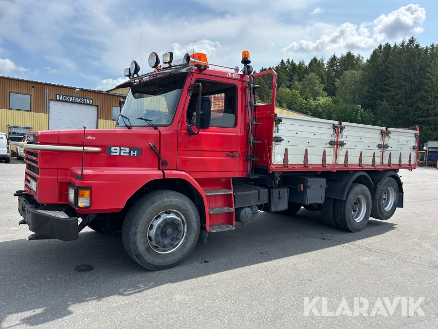 Lastbil Scania 92H med 3-vägstipp & plogfästen