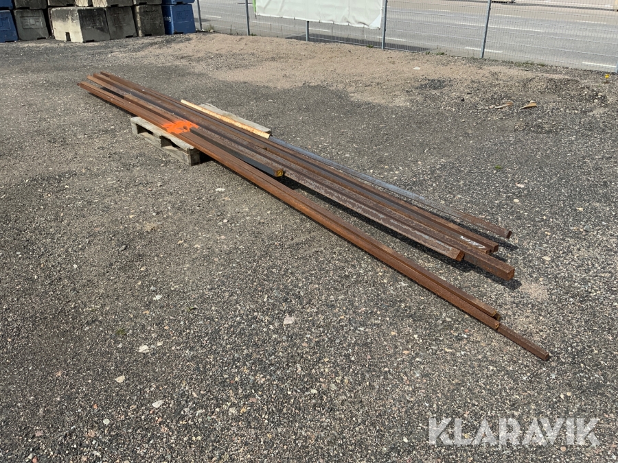 Diverse fyrkantstål