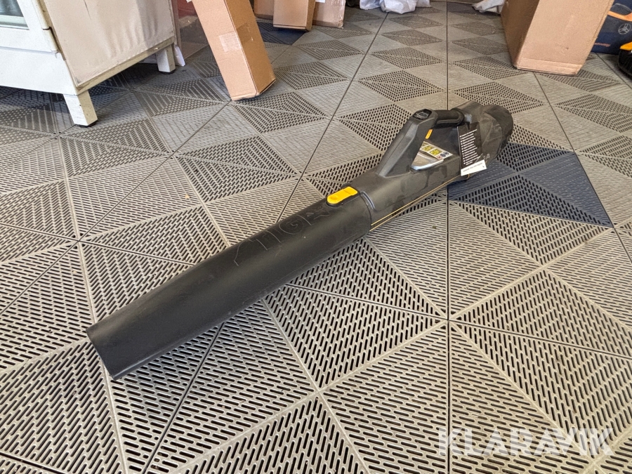 Lövblås Stiga SAB 900 AE