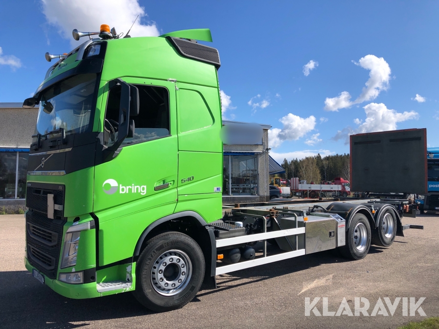 Containerbil  Volvo FH 540 med bakgavellyft