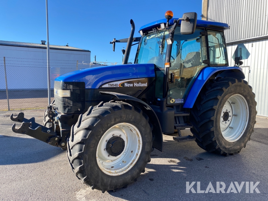 Traktor New Holland TM 140