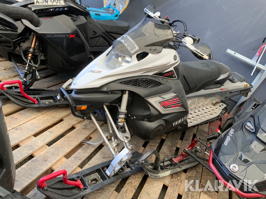 Snöskoter Yamaha Nytro MTX