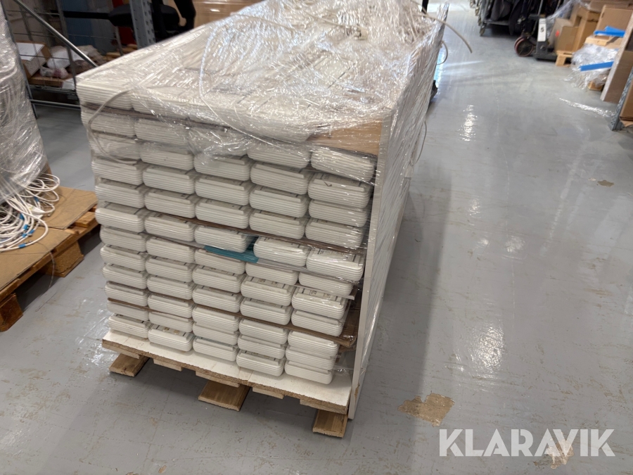 Lysrörsarmaturer 60 st