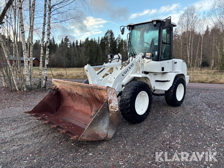 Hjullastare Volvo L30G med skopa & gafflar
