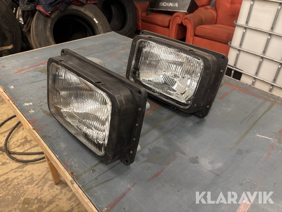 Framlycktor Bosch 2 st