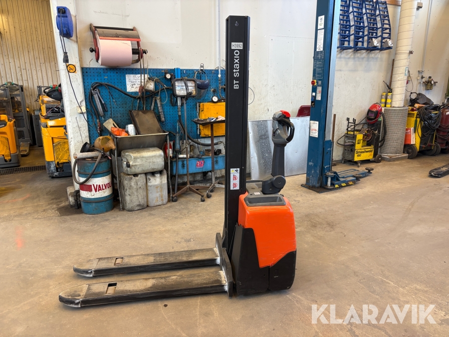 Truck Ledstaplare Toyota HWE 100