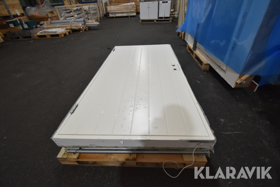 Ytterdörrar i karm Swedoor Trä högerhängda  11-21 2st