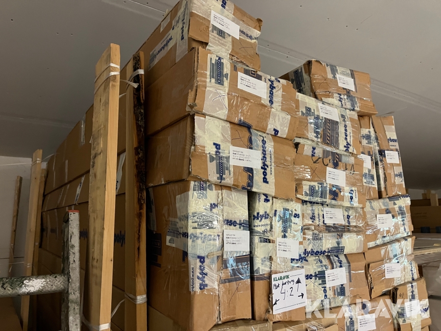 Parti smyglist TRÄ 8x33x2400mm vit