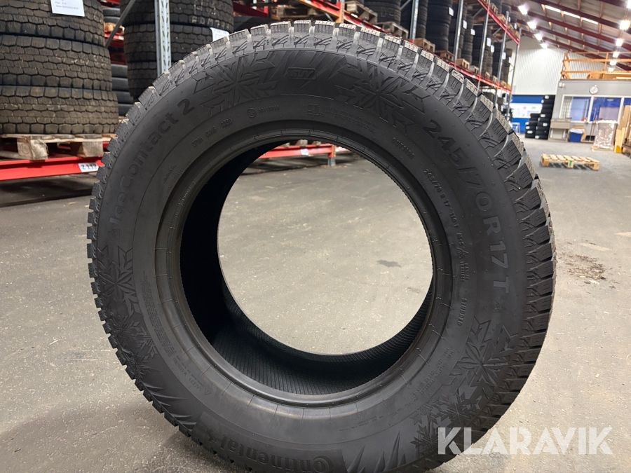 Bildäck Continental Ice Contact 2 245/70R17 - 1st