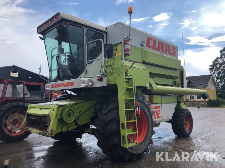 Skördetröska 25 Fot Claas Commandor 116 CS 