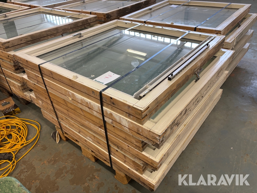 Träfönster 120x120cm 6st