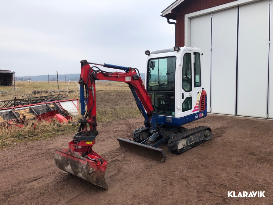 Grävmaskin Sunward Swe16 med redskap