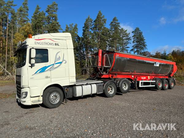 Dragbil DAF FTS XF510Z med asfaltstrailer