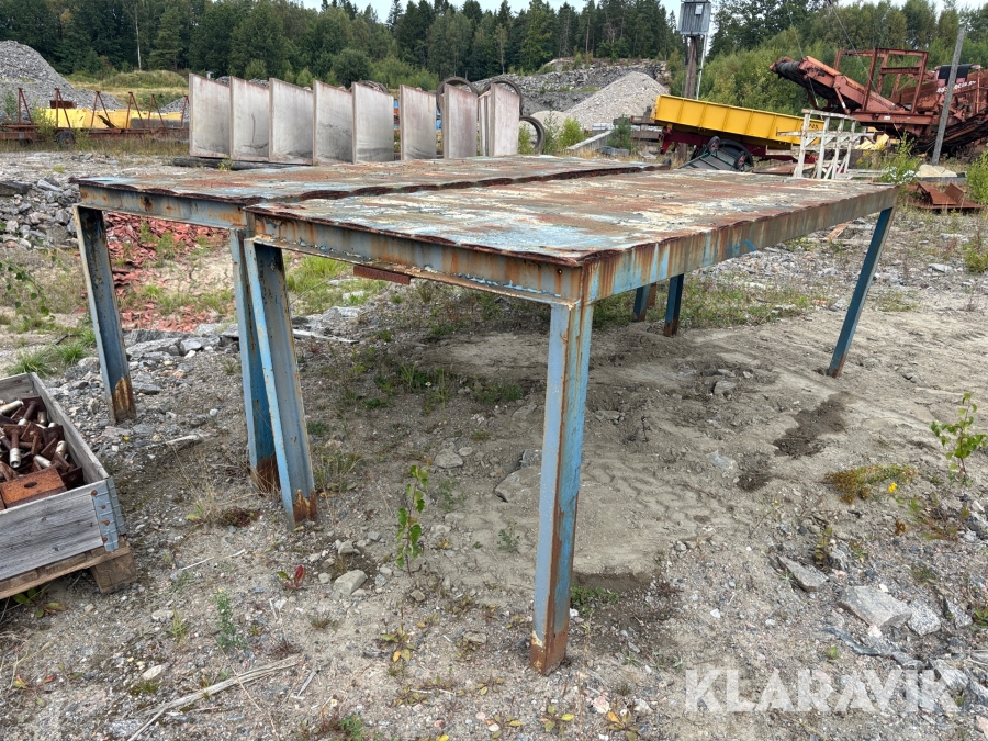 Svetsbord/stålbord 2st