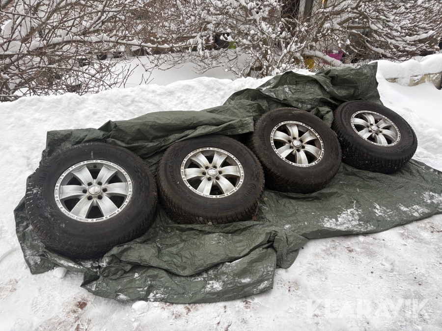 Vinterdäck på fälg Continental Icecontact 3