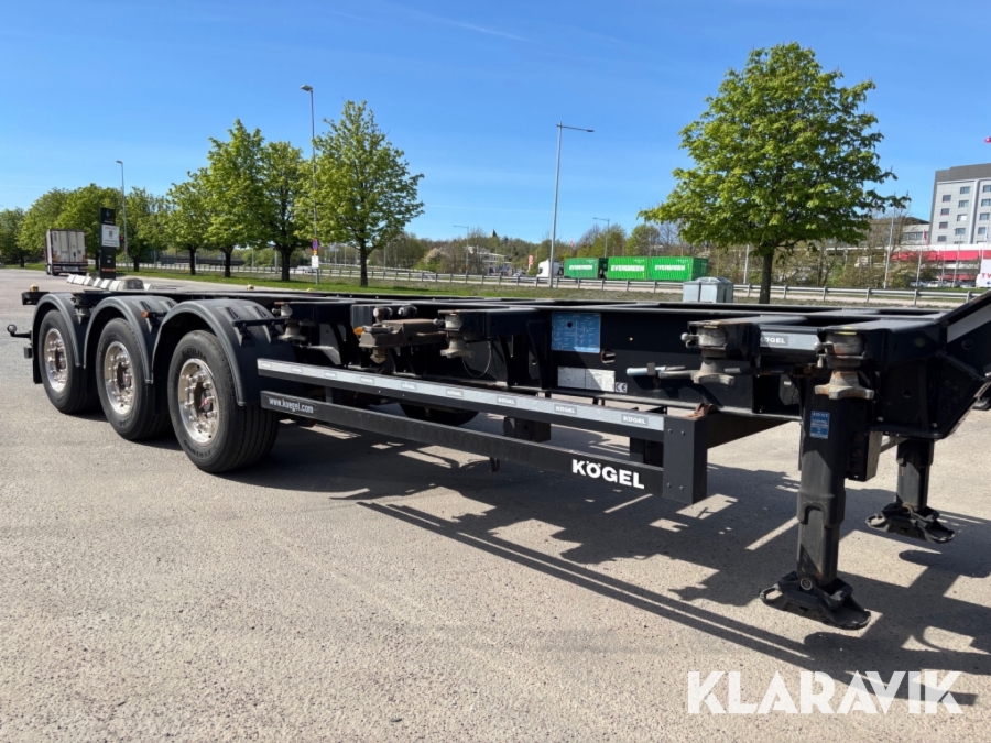 Containerchassi upp till 40 fot Kögel S24