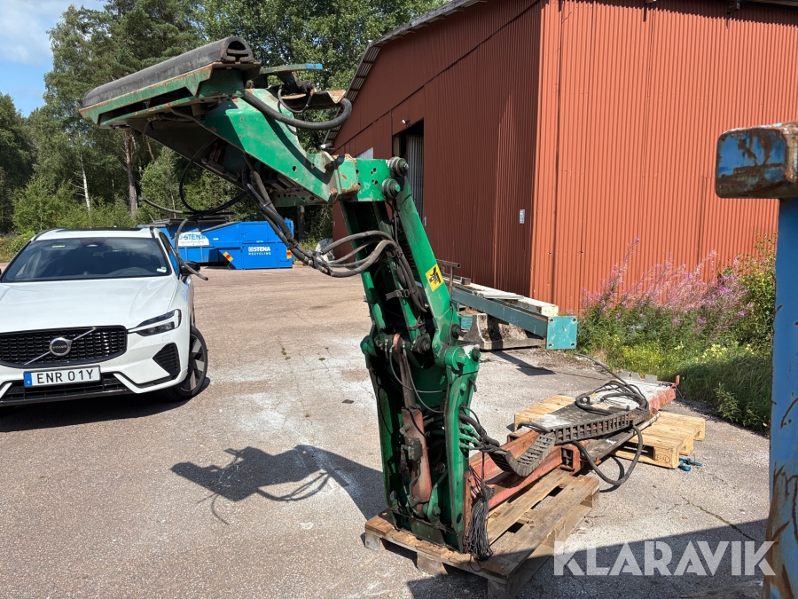 Sopkärlslyft med utskjut