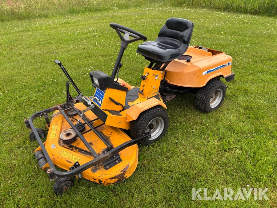 Åkgräsklippare Stiga Park 12