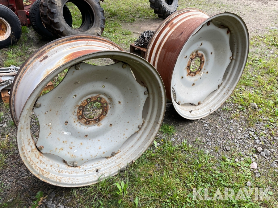 Traktorfälgar 15x38 2 st