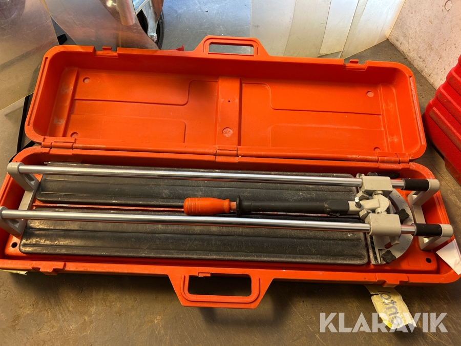 Kakelkap Husqvarna TC 670