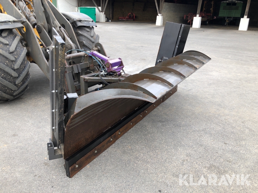 Snöblad Holms TKHP 101.320 med egentillverkade klaffar