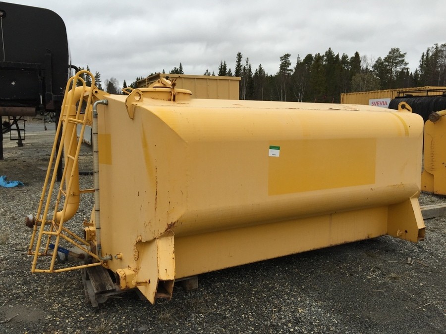 Vattentank Plåttank på ben