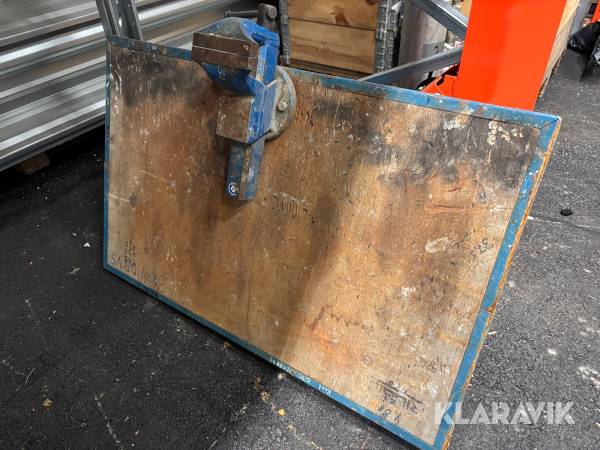 Arbetsbänk med skruvstäd Ridgid Matador fällbara ben