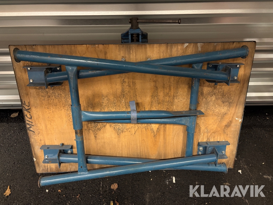 Arbetsbänk med skruvstäd Ridgid Matador fällbara ben