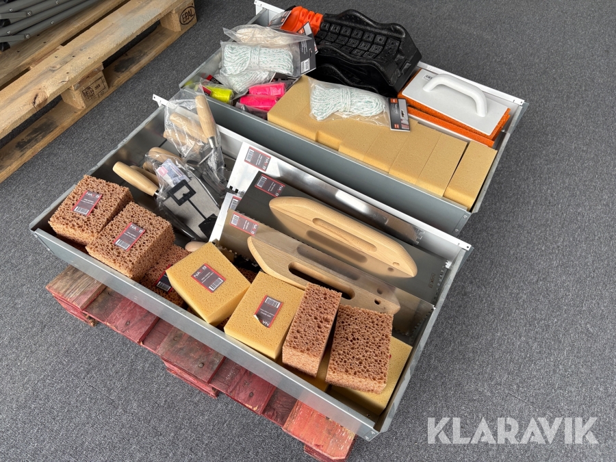 Pall med blandade tillbehör