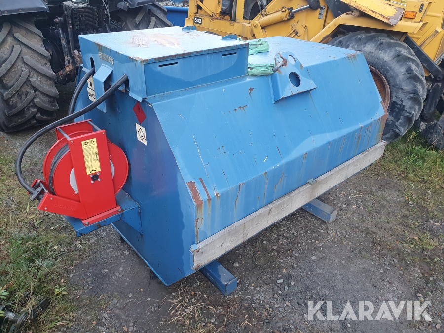 Dieseltank med pump & slangvinda Wikers 3000L