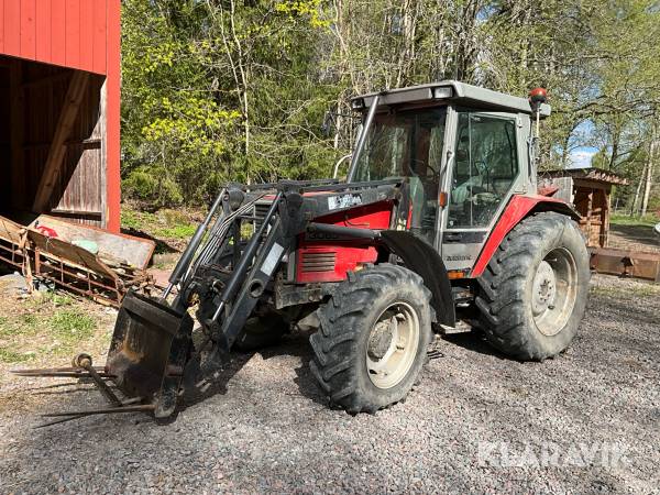 Traktor Massey Ferguson 3065 med lastare