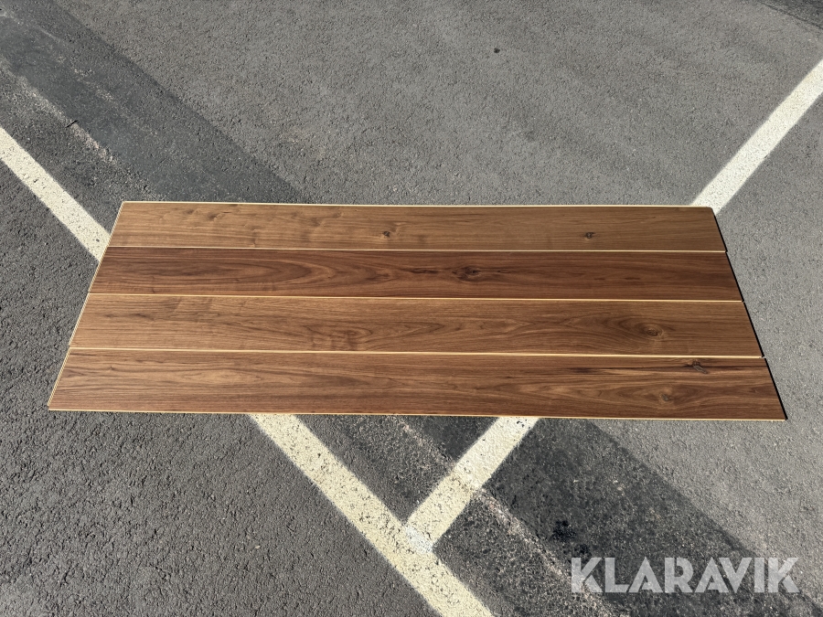 Klickgolv Woodura Härdad valnöt Terra Brown, mattlackad 87kvm, XL, 1-stav