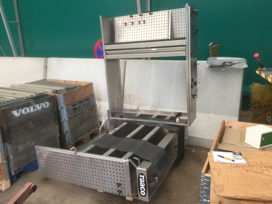 Hyllinredning till skåpbil