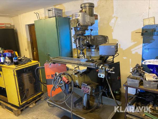 Fräsmaskin bridgeport SERIES I. TVY