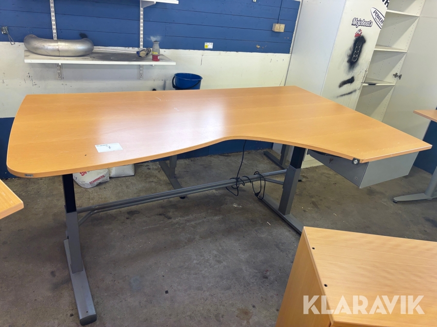 Skrivbord höj/sänkbart 1st Kinnarps