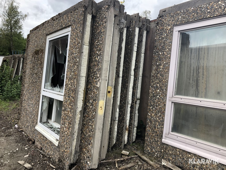 13 st Väggelement / betongväggar m fönster